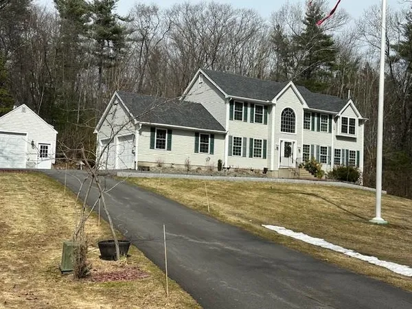 $1,150,000 | 43 Lampton Drive, Derry, NH 03038