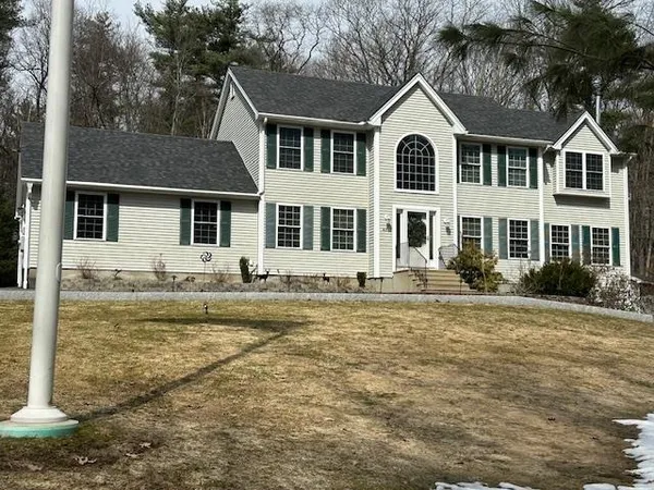 $1,150,000 | 43 Lampton Drive, Derry, NH 03038