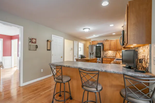 $1,150,000 | 43 Lampton Drive, Derry, NH 03038