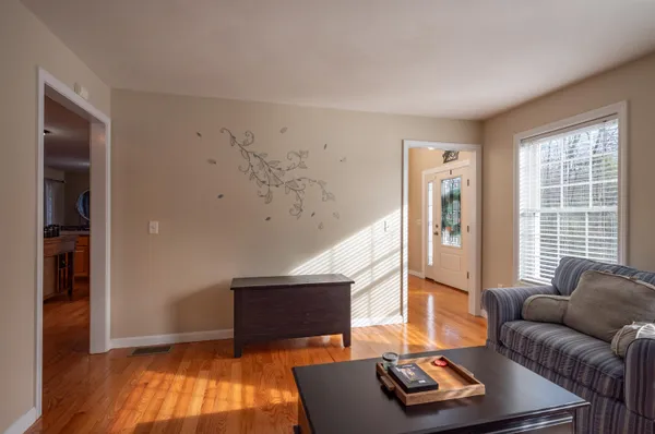 $1,150,000 | 43 Lampton Drive, Derry, NH 03038