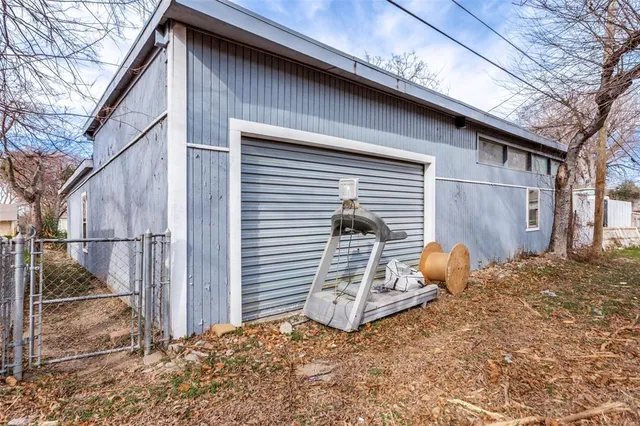 $239,900 | 2625 Frazier Avenue, Fort Worth, TX 76110