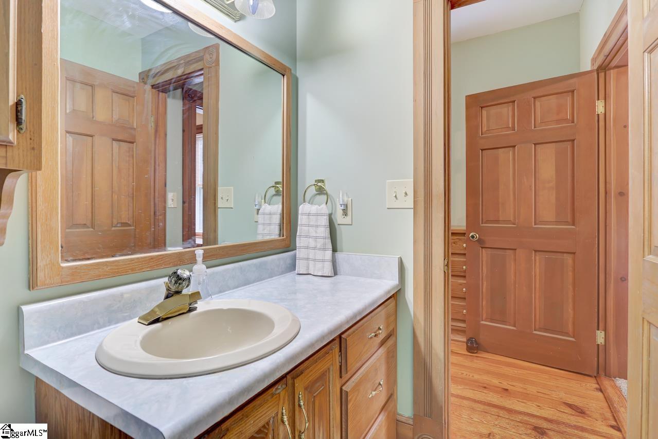 1525 Lenhardt Road Easley, SC 29640 - Photo 33 of 35