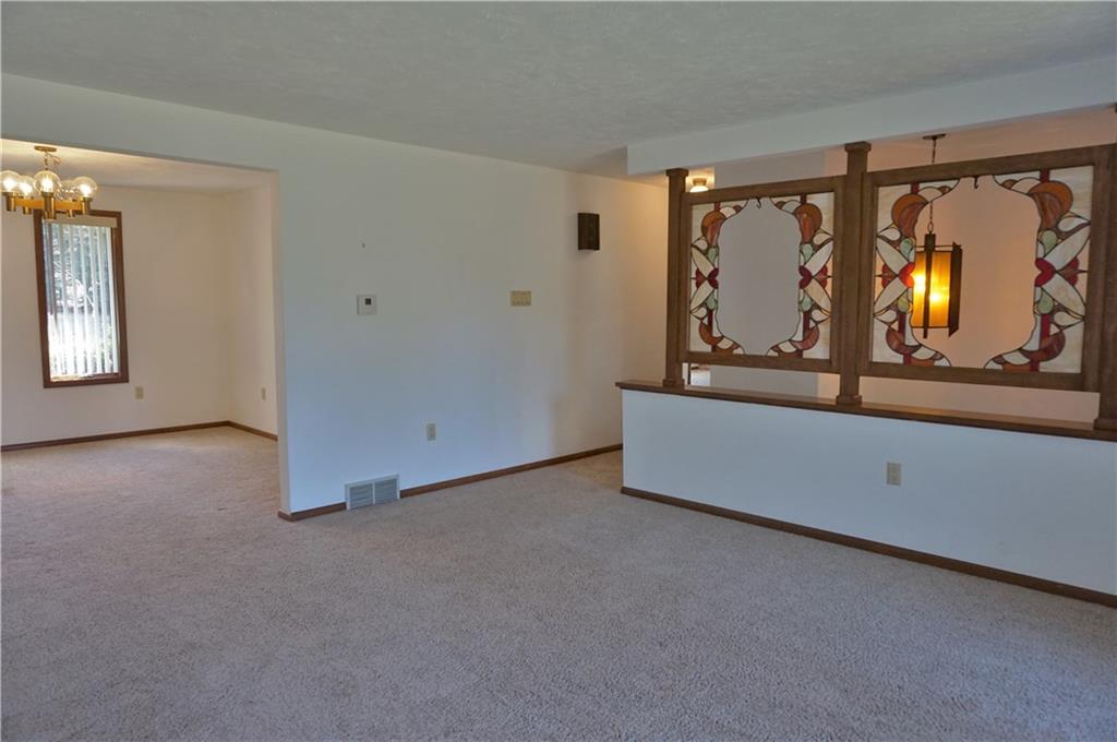 123 North Benbrook Road Butler, PA 16001 - Photo 10 of 25 Living area is open to the dining room!