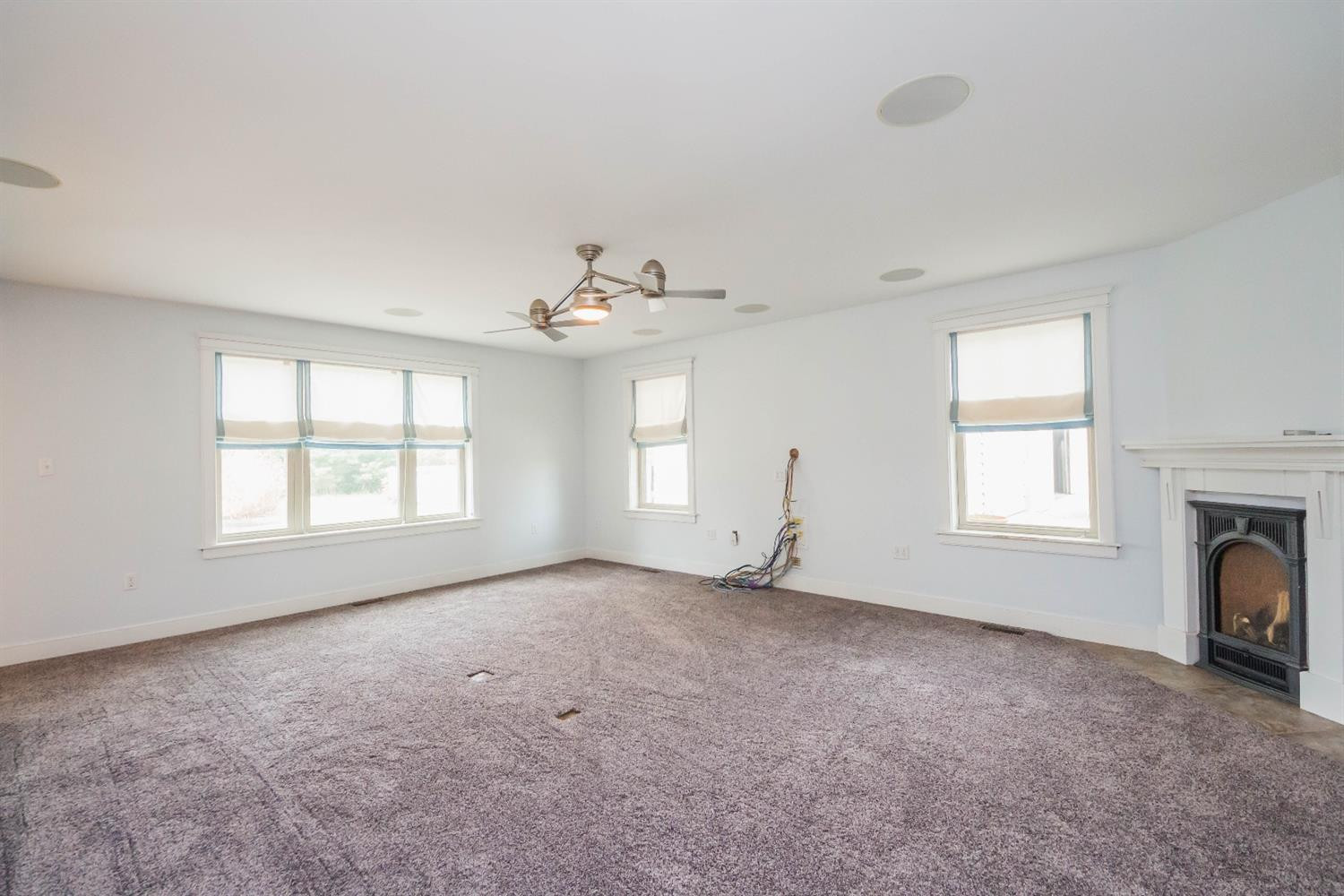 2105 Two Mile Road Winchester, KY 40391 - Photo 14 of 48 Great room