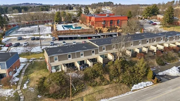 $1,600 | 125 Community Court, Pittsburgh, PA 15205