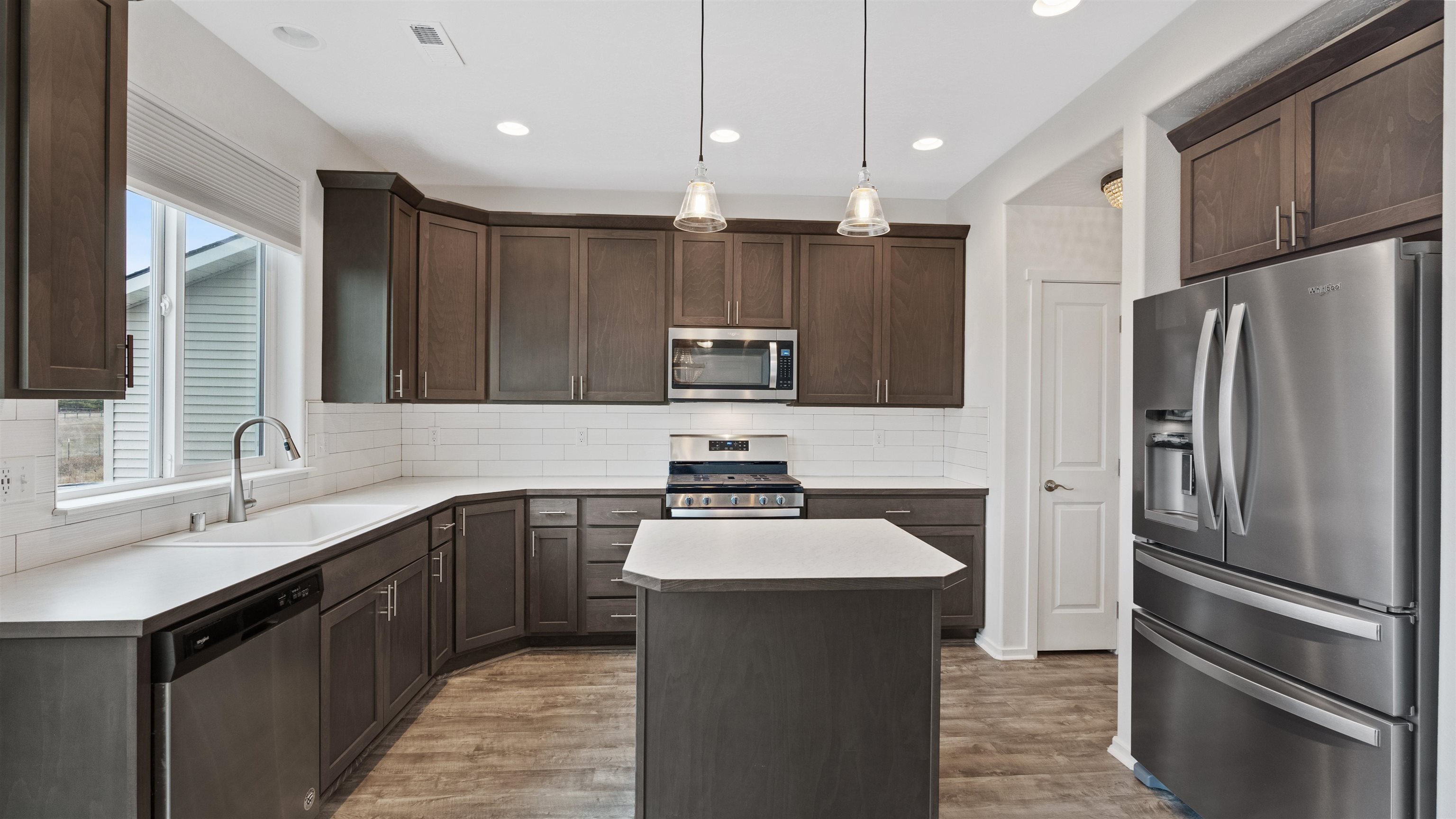 6627 Chumani Road Cheney, WA 99004 - Photo 9 of 38