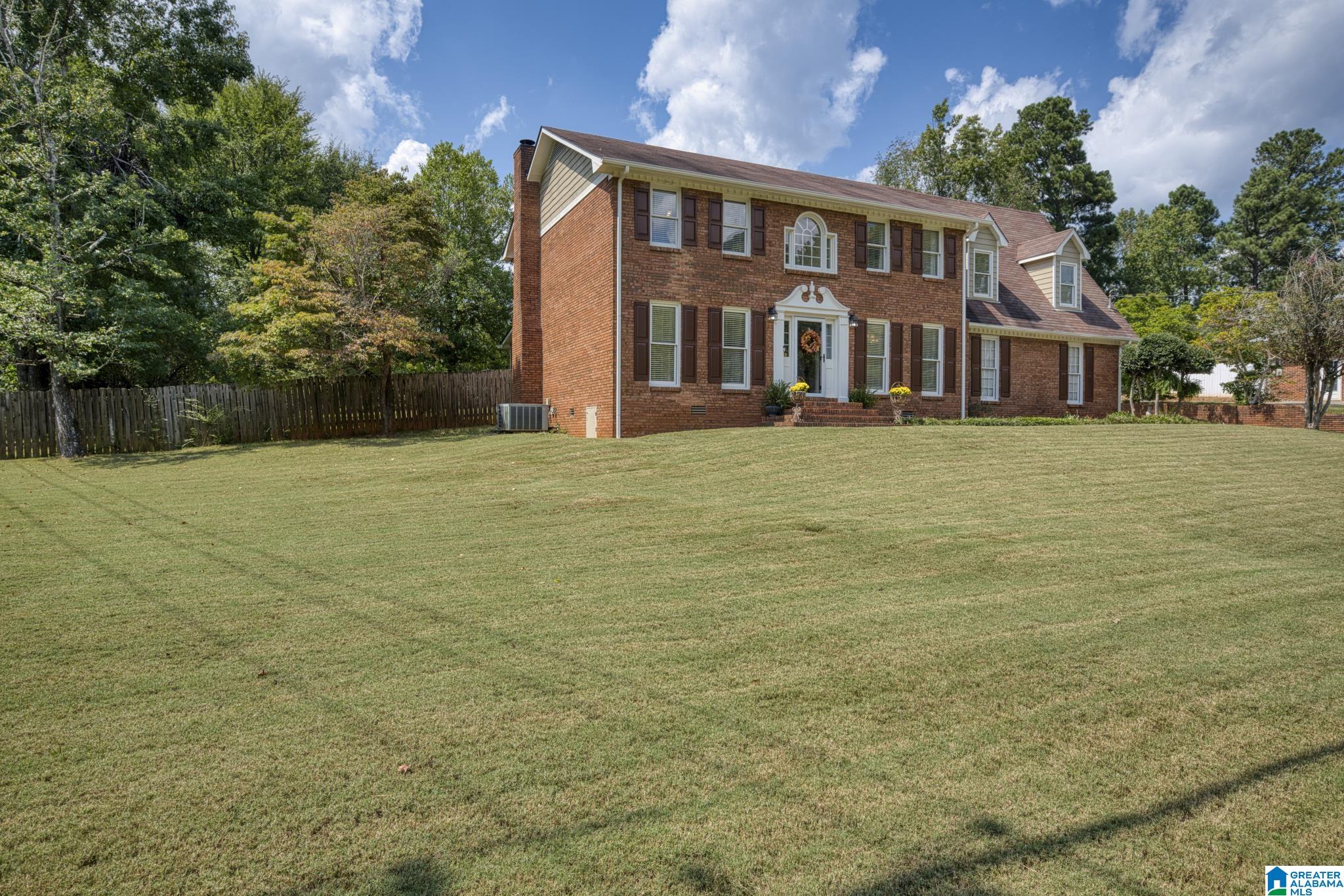 1230 Woodmont Road Anniston, AL 36207 - Photo 3 of 35