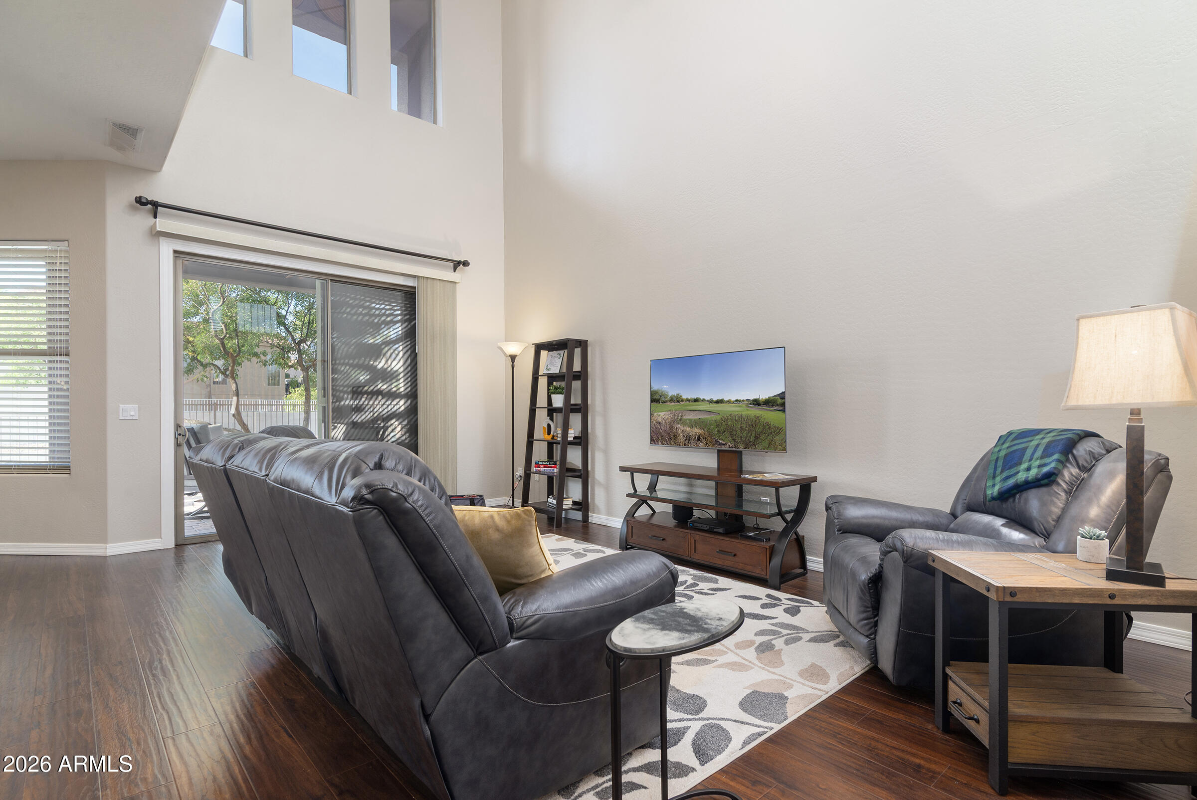 10204 East Dinosaur Ridge Road Gold Canyon, AZ 85118 - Photo 9 of 56 Living room with 21+ ceilings