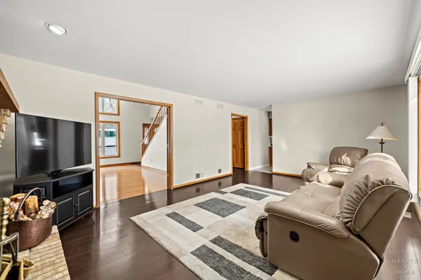 $565,000 | 4305 Fairfax Drive, Crystal Lake, IL 60014
