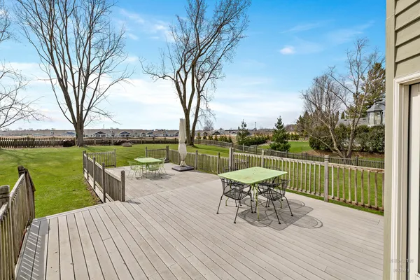 $565,000 | 4305 Fairfax Drive, Crystal Lake, IL 60014