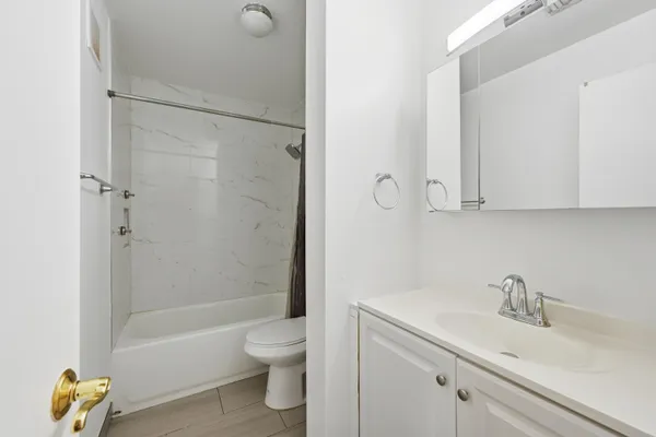 $3,000 | 2498 Northwest 99th Avenue, Coral Springs, FL 33065