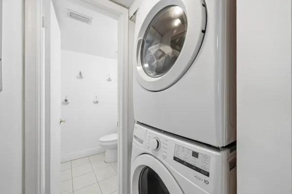 $3,000 | 2498 Northwest 99th Avenue, Coral Springs, FL 33065