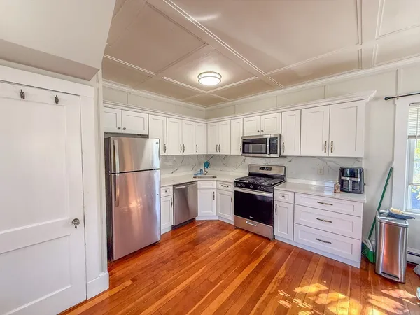 $1,189,000 | 106-a&b Washington Street South, Malden, MA 02148
