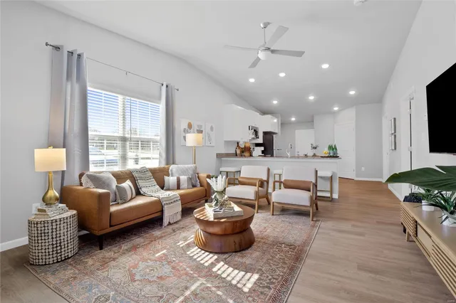 $2,150 | 218 Yachtsman Drive, O'Fallon, MO 63366