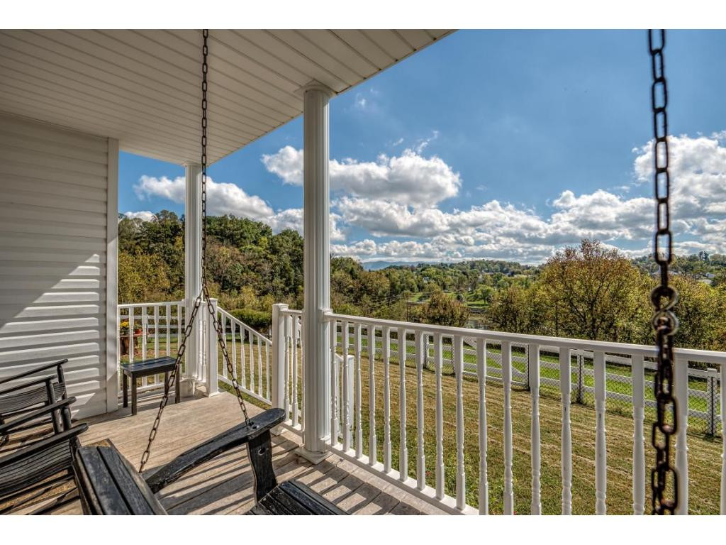 102 Egypt Road Bluff City, TN 37618 - Photo 4 of 24 Photo 4