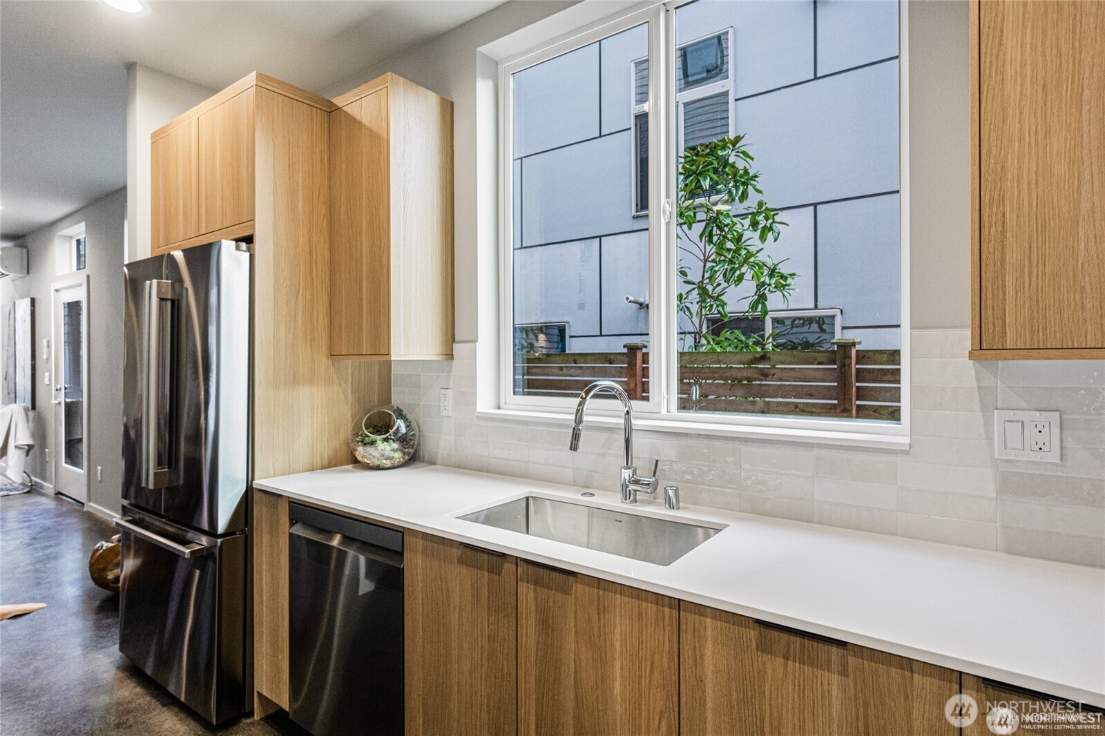 1801 Northwest 65th Street, Unit B Seattle, WA 98117 - Photo 6 of 19