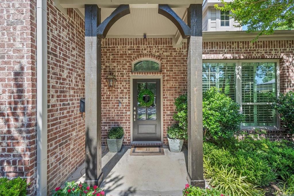 708 Northwood Road Fort Worth, TX 76107 - Photo 3 of 40