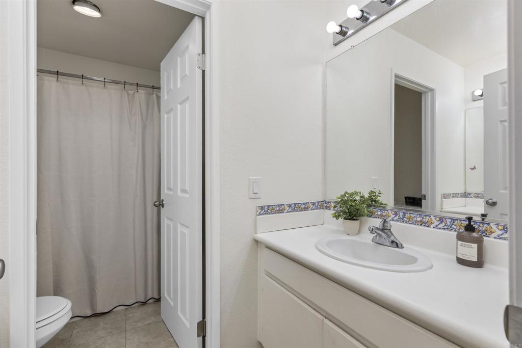 2018 McCloud River Road Chula Vista, CA 91913 - Photo 20 of 41 Bathroom 2- 2nd Floor