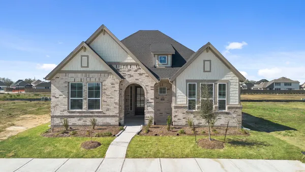 $461,990 | 11919 Canal Vw Boulevard, Mont Belvieu, TX 77523