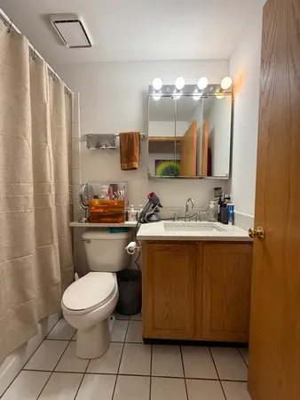 $1,995 | 628 West Patterson Avenue, Unit 2E, Chicago, IL 60613