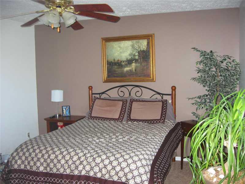 1154 Pilgrim Road Greenwood, IN 46142 - Photo 12 of 15 Gallery Image 12