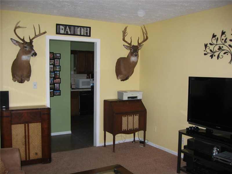 1154 Pilgrim Road Greenwood, IN 46142 - Photo 7 of 15 Gallery Image 7