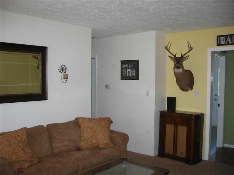 1154 Pilgrim Road Greenwood, IN 46142 - Photo 8 of 15 Gallery Image 8