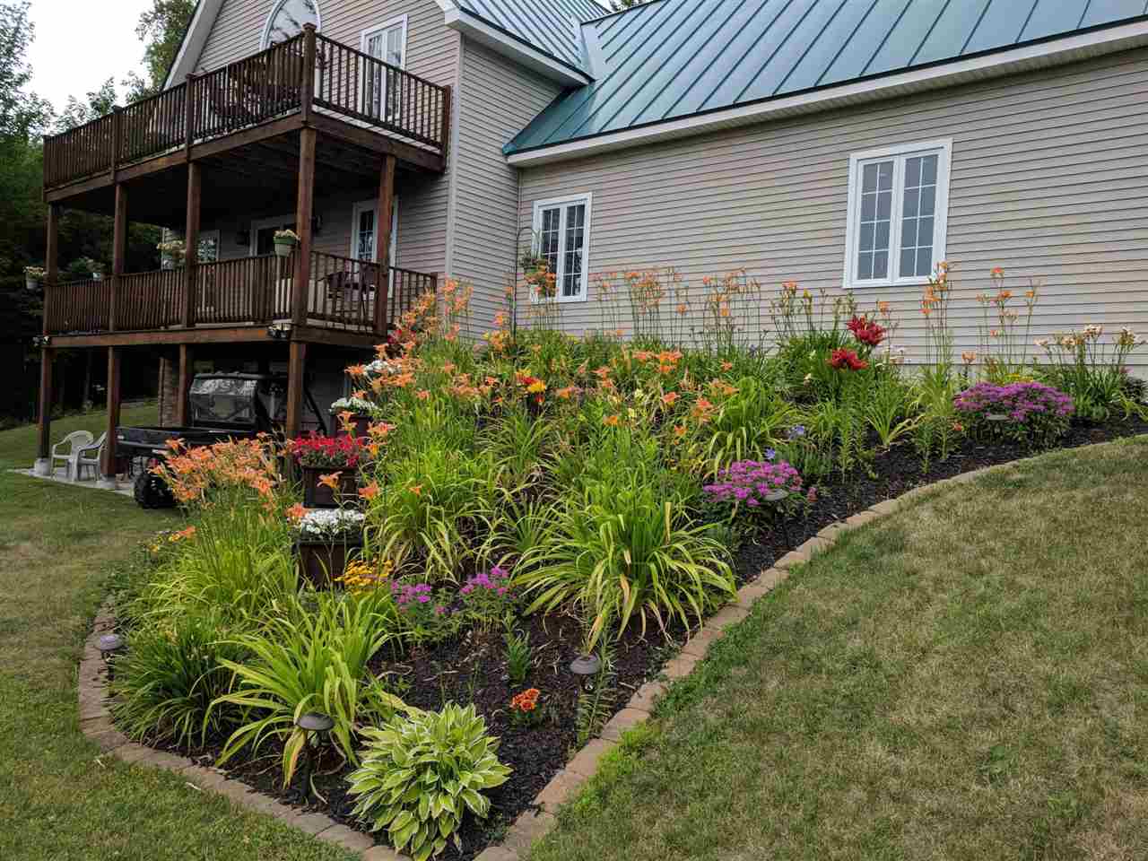 93 Lang Road Monroe, NH 03771 - Photo 1 of 40