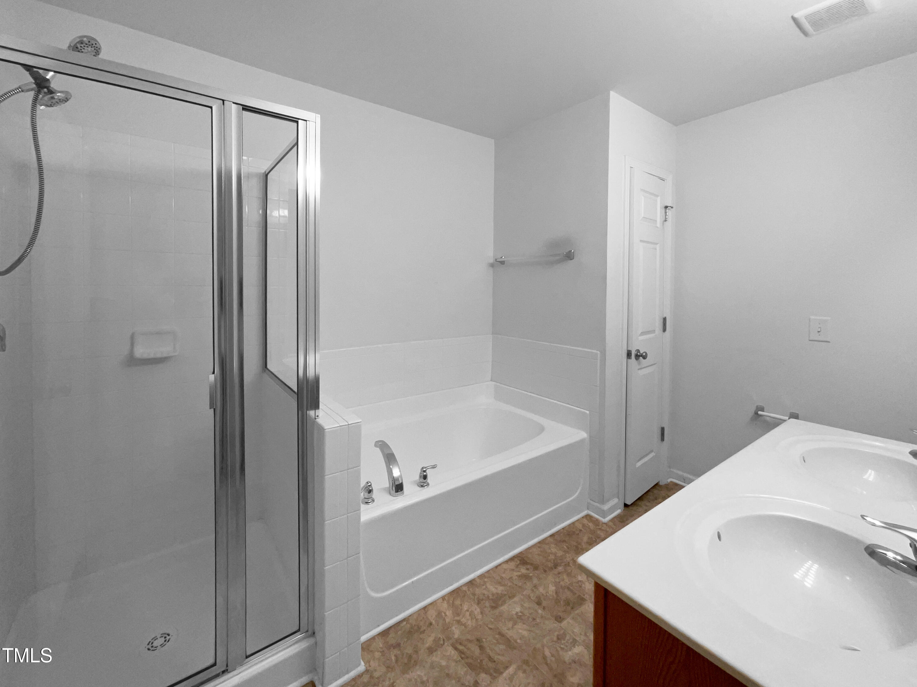 351 Gilman Lane, Unit 109 Raleigh, NC 27610 - Photo 7 of 20 listing_10