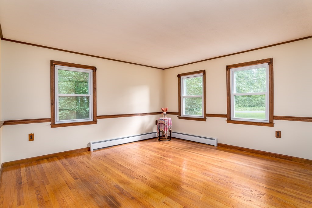 27 Bennett Road Hampden, MA 01036 - Photo 19 of 33