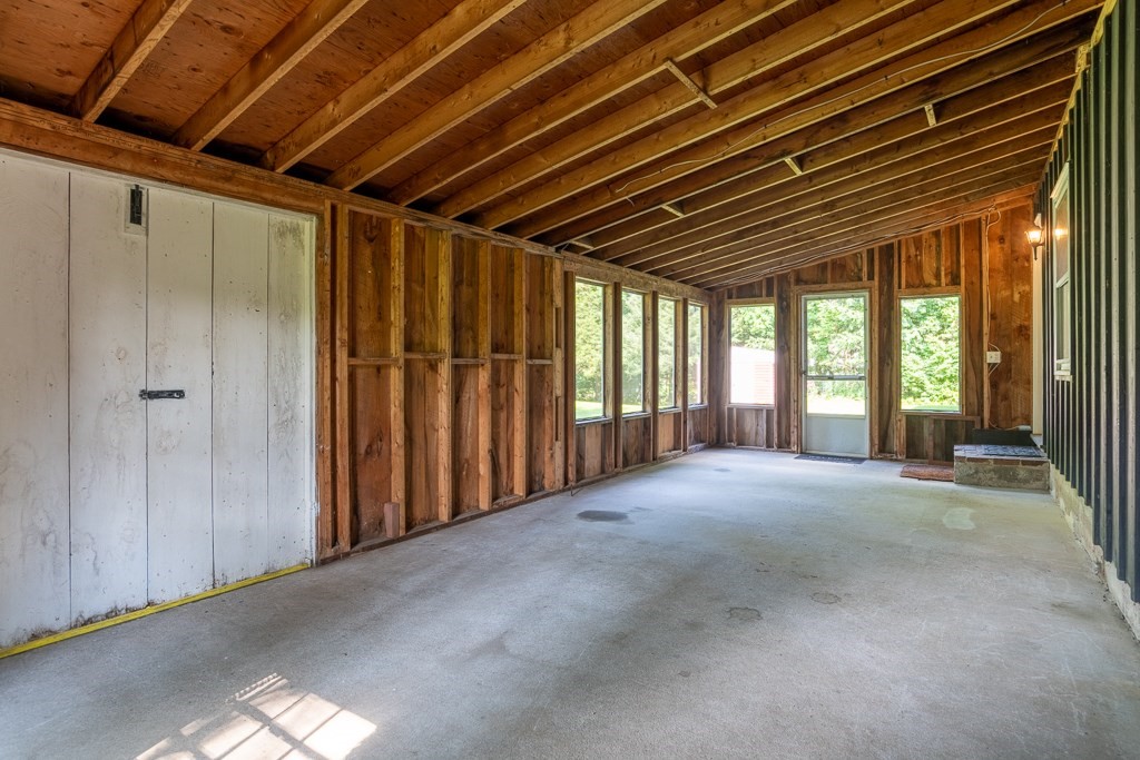 27 Bennett Road Hampden, MA 01036 - Photo 24 of 33