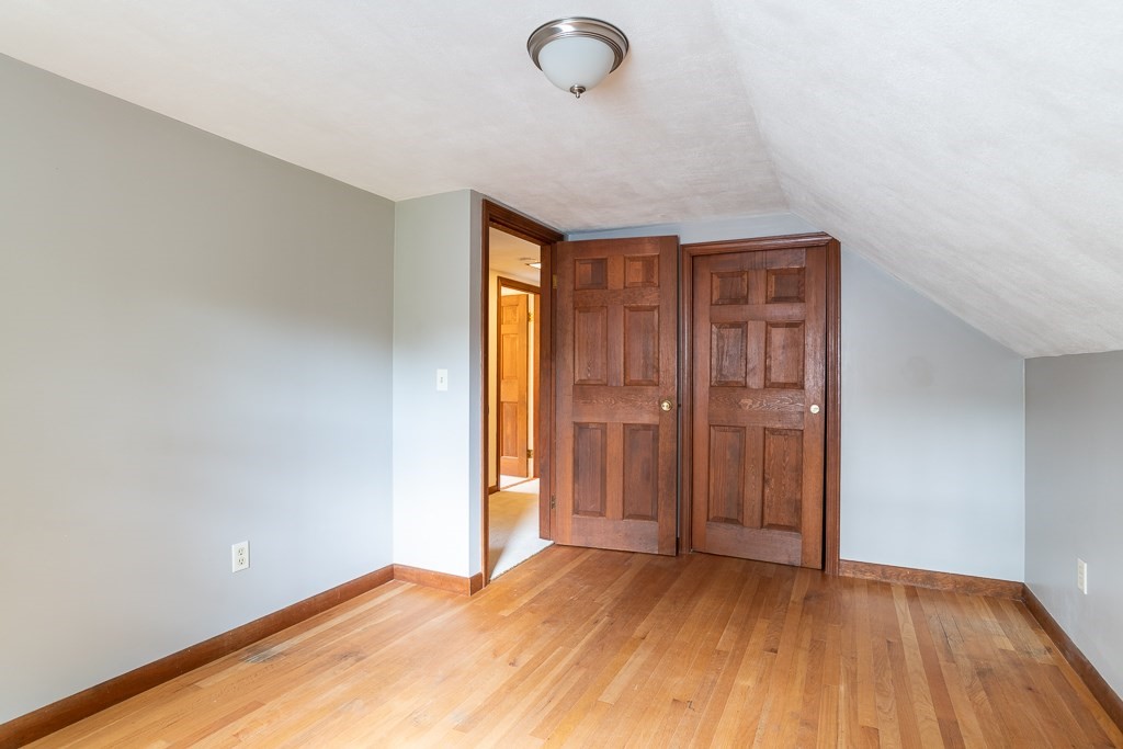 27 Bennett Road Hampden, MA 01036 - Photo 31 of 33