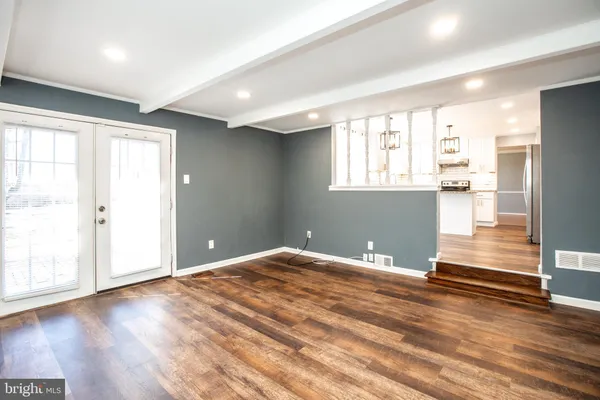 $3,800 | 2 Doncaster Road, Cherry Hill, NJ 08003