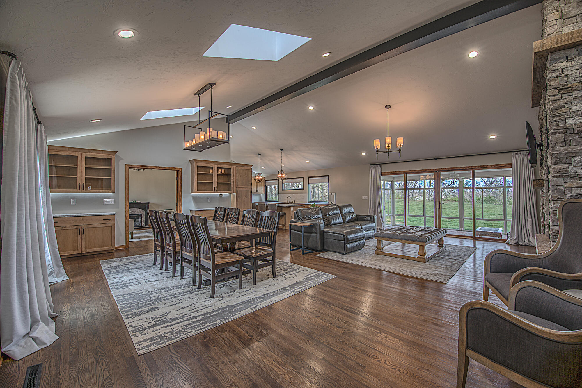 149 Lick Meadow Road Bristol, TN 37620 - Photo 5 of 61 DSC_7378_25 copy