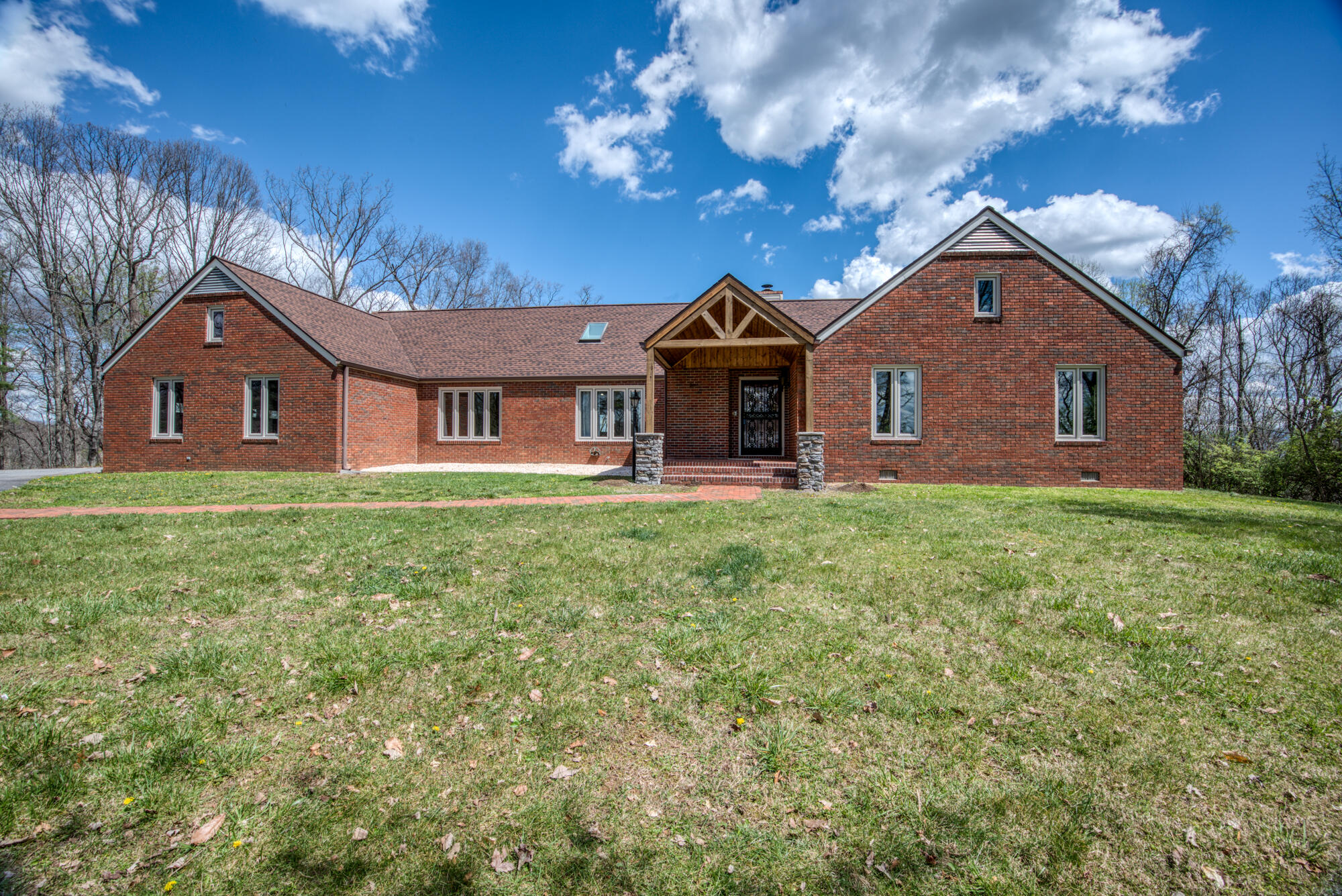 149 Lick Meadow Road Bristol, TN 37620 - Photo 61 of 61 DSC_7340_17