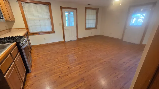 $1,700 | 9 Roberts Road, Unit 306, Canaan, NH 03741