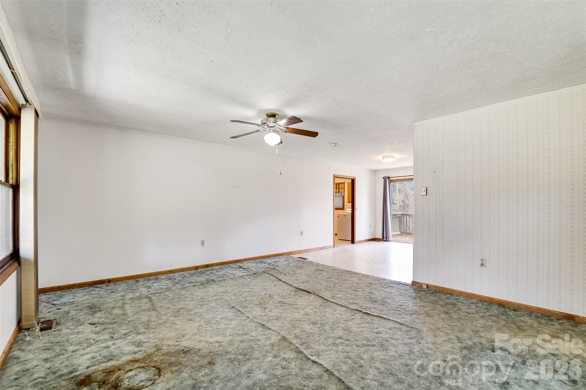 21 Queen Street Sylva, NC 28779 - Photo 4 of 45 a view of an empty room