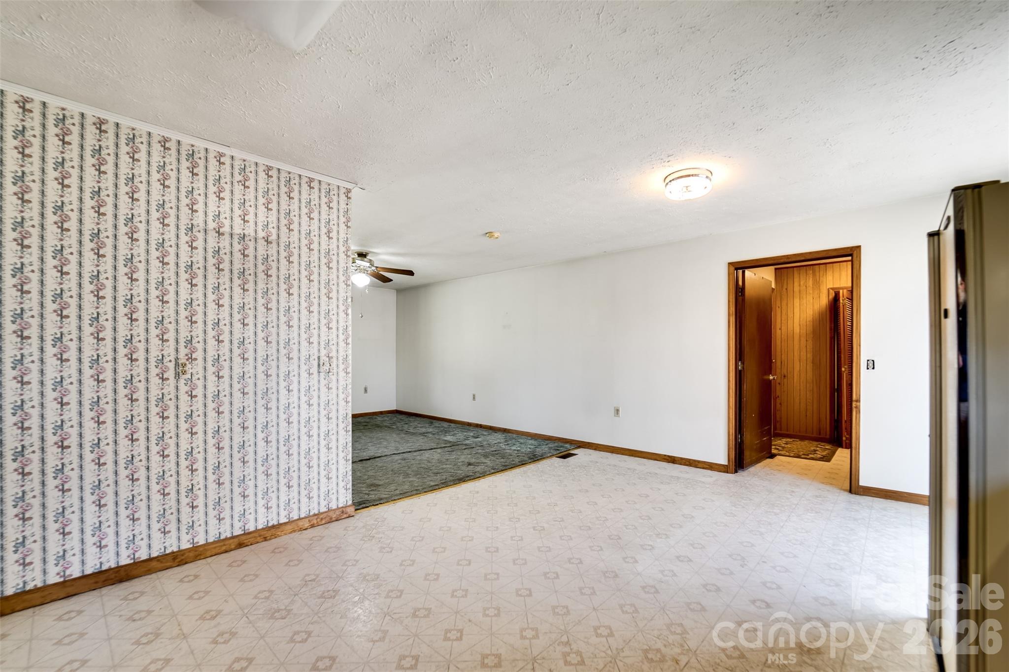 21 Queen Street Sylva, NC 28779 - Photo 8 of 45 an empty room with closet