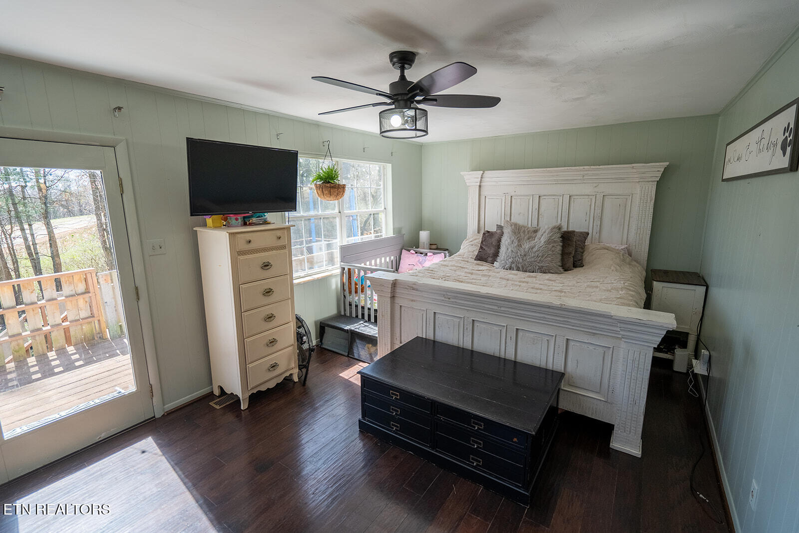 200 Oak Road Norris, TN 37828 - Photo 14 of 29 200 Oak Road - Interior-20