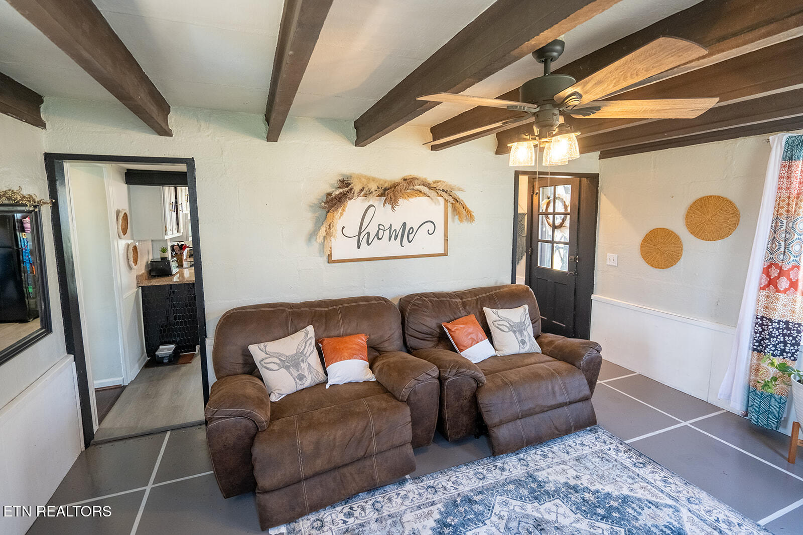 200 Oak Road Norris, TN 37828 - Photo 3 of 29 200 Oak Road - Interior-3