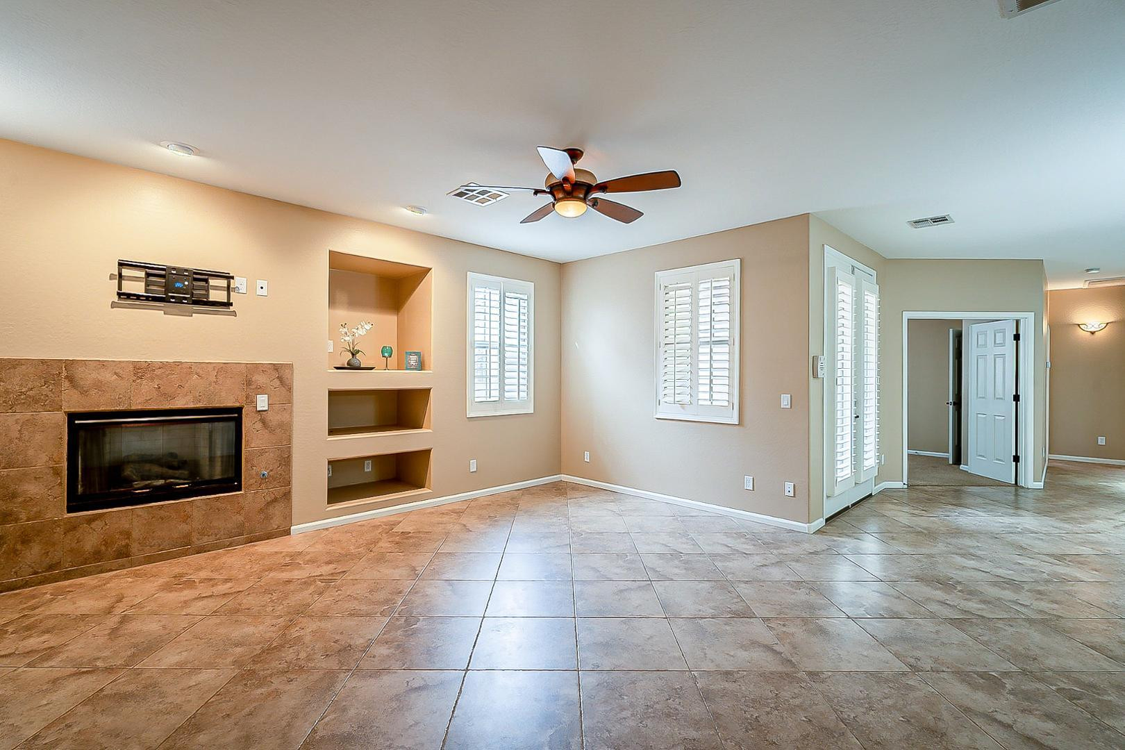 15370 West Bloomfield Road Surprise, AZ 85379 - Photo 11 of 82
