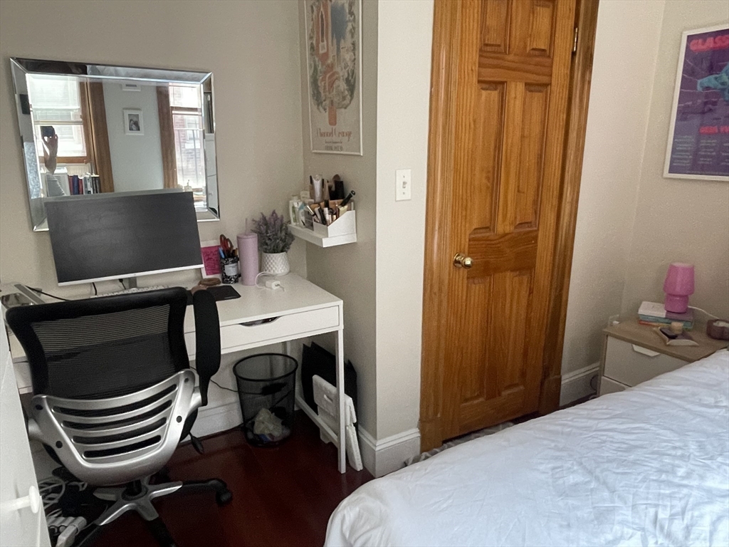 59 Myrtle Street, Unit 5 Boston, MA 02114 - Photo 13 of 19