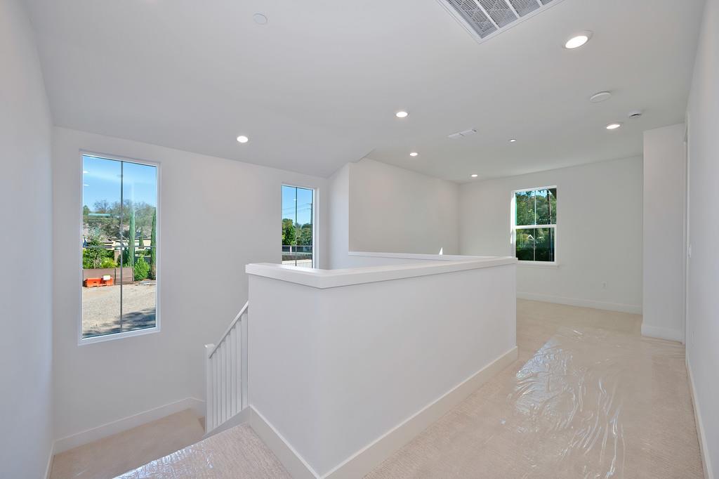 7090 Soleil Way Granite Bay, CA 95746 - Photo 31 of 64