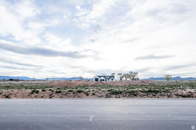 2435 North Kings Road, Unit 49 Cedar City, UT 84721 - Photo 5 of 6 View of mountain backdrop