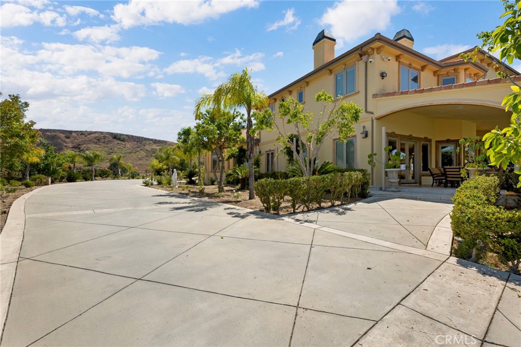 1950 Arielle Lane Simi Valley, CA 93065 - Photo 67 of 71
