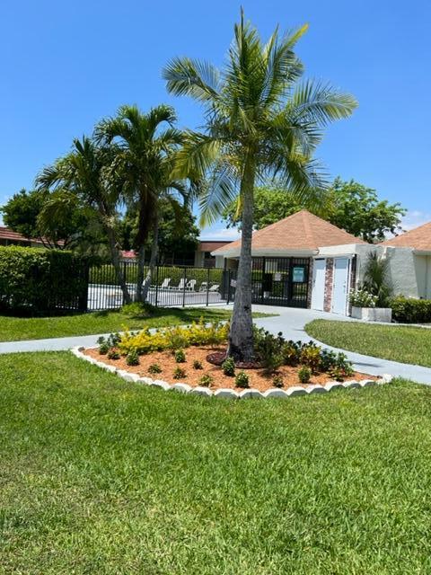 22765 Southwest 66th Avenue, Unit 207 Boca Raton, FL 33428 - Photo 5 of 29 IMG_0427 (2)