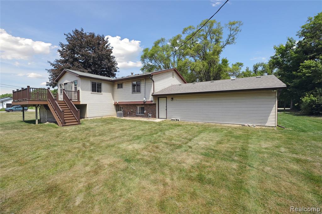 3395 West Maple Road Wixom, MI 48393 - Photo 37 of 50