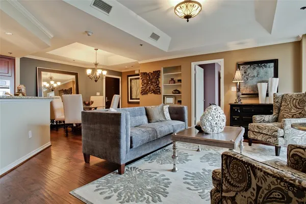 $595,000 | 5909 Luther Lane, Unit 808, Dallas, TX 75225