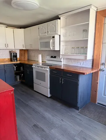 $12,000 | 10 Meadow Street, Ludlow, VT 05149