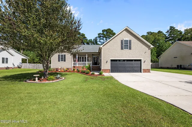 $420,000 | 164 Laura Drive, New Bern, NC 28562